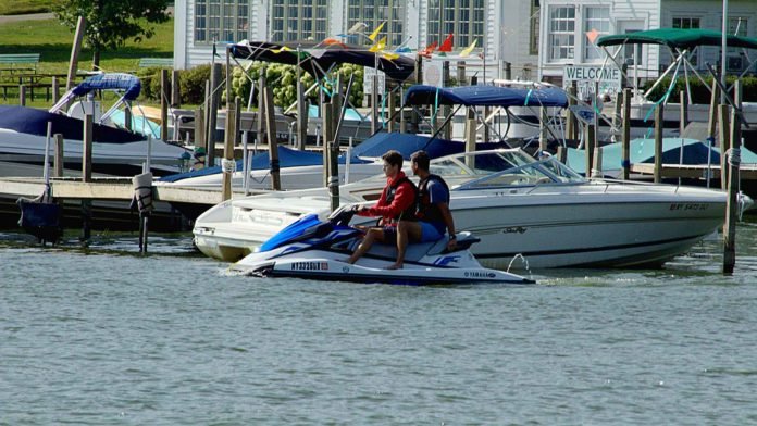 Guide-to-Find-the-Best-Criteria-of-Fishing-Jet-Ski-on-WriterCollection