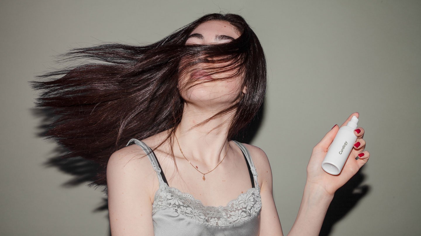 Why You Should Use Dry Shampoo for Your Hair