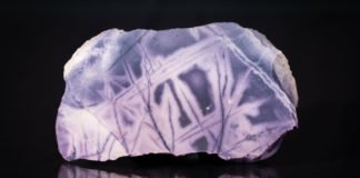 6-Different-Types-of-Healing-Crystals-You-Can-Buy-Online-on-writercollection