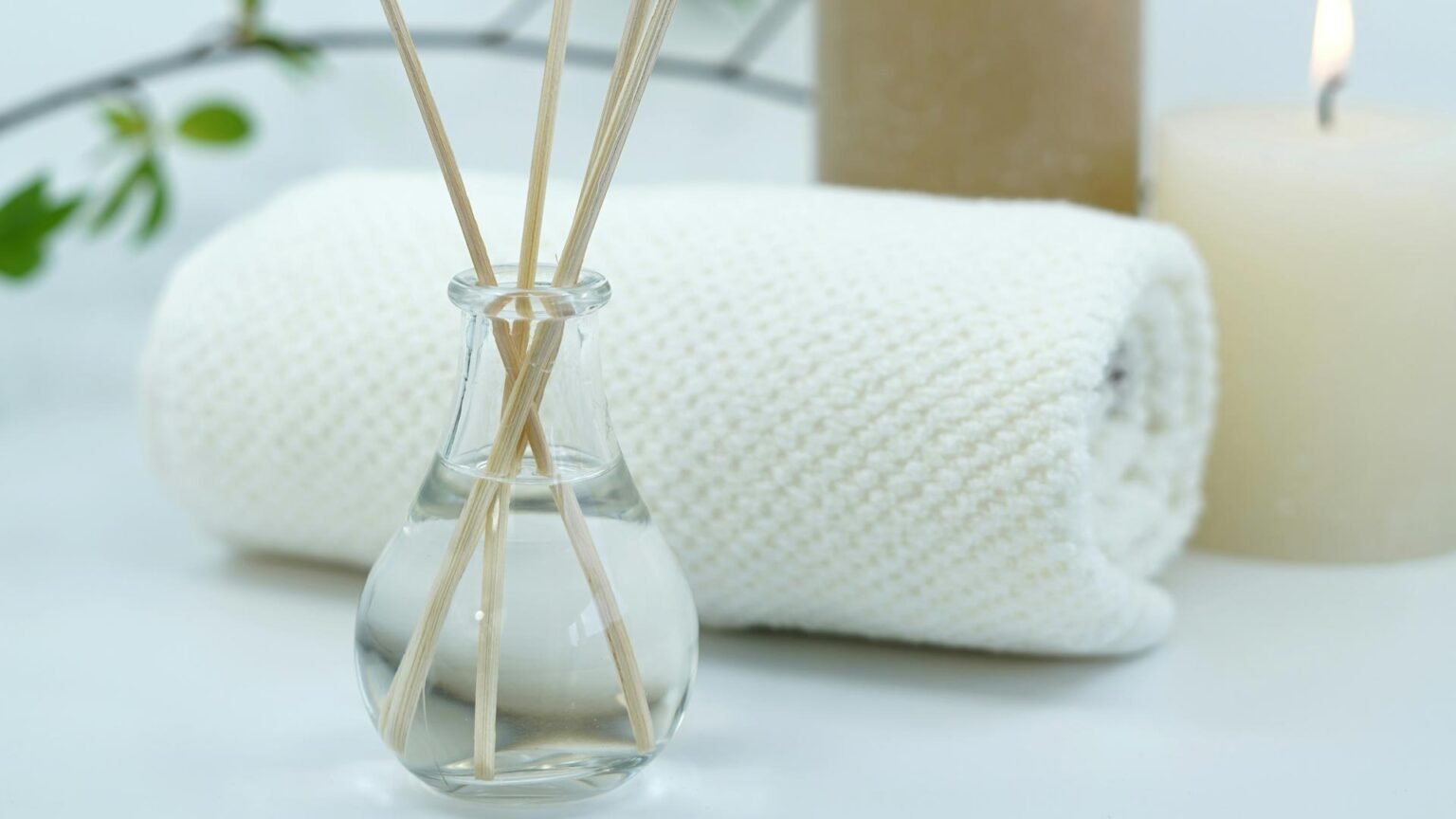 What Makes A Scented Diffuser Essential For Home And Work Environments On WriterCollection